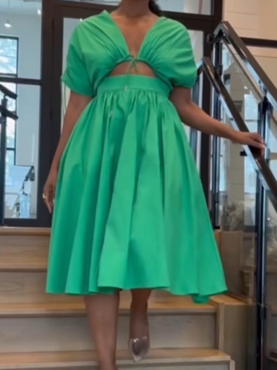 J. Brooks Dresses & Skirts - J. Brooks Naomi Ruched Cut-Out Midi Dress | Kelly Green | Size XL
